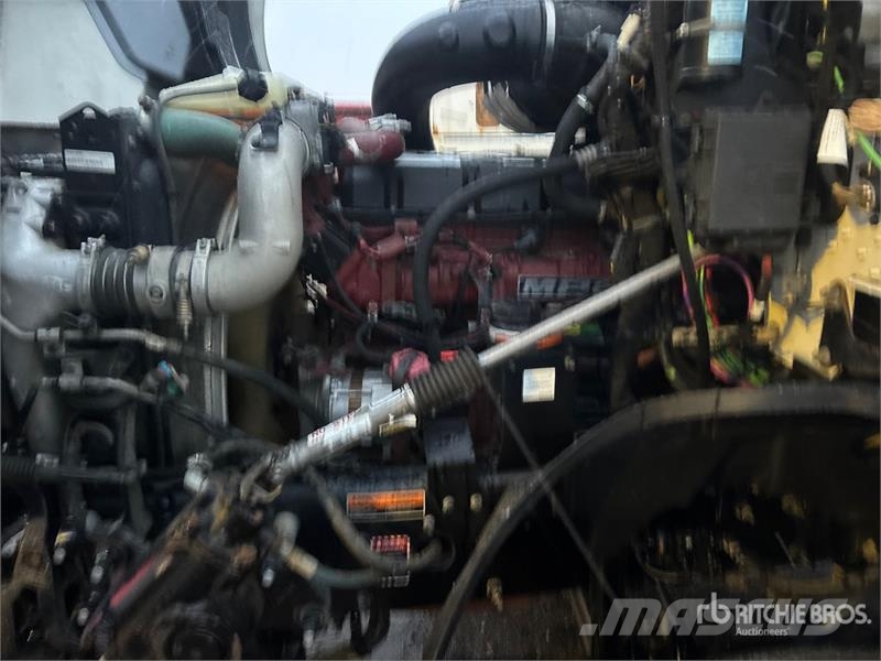 Mack Anthem 6x4 T/A Sleeper Truck Tractor Sadulveokid