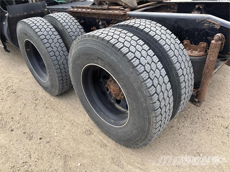 Mack Anthem 6x4 T/A Sleeper Truck Tractor Naudoti vilkikai