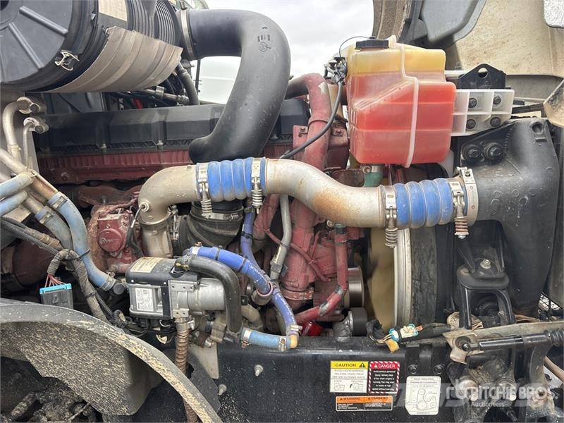 Mack Anthem 6x4 T/A Sleeper Truck Tractor Tractor Units