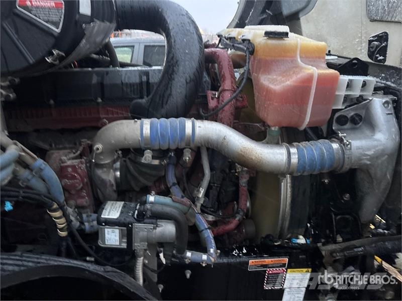 Mack Anthem 6x4 T/A Sleeper Truck Tractor Sadulveokid