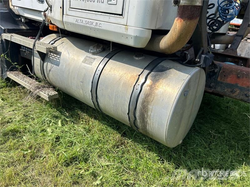 Mack CH613 Naudoti vilkikai