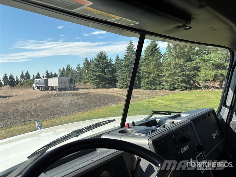 Mack CH613 曳引機組件