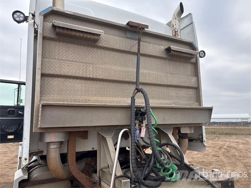 Mack CH613 Vilcēji