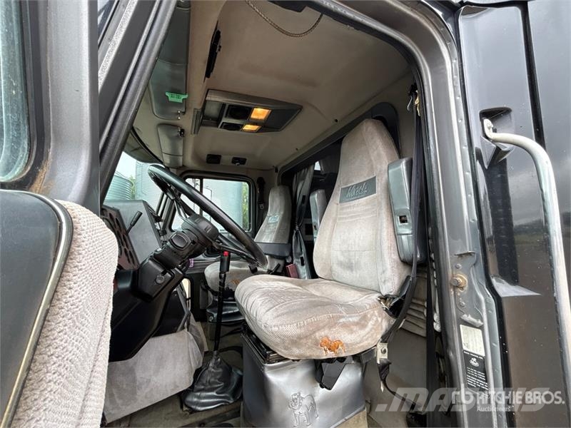 Mack CH613 Sattelzugmaschinen