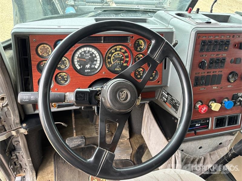 Mack CH613 Sattelzugmaschinen