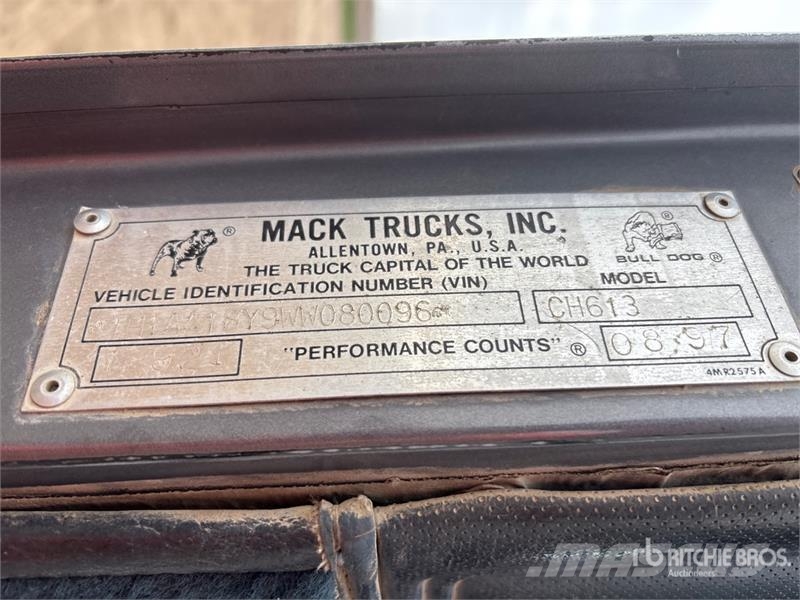Mack CH613 Vilcēji