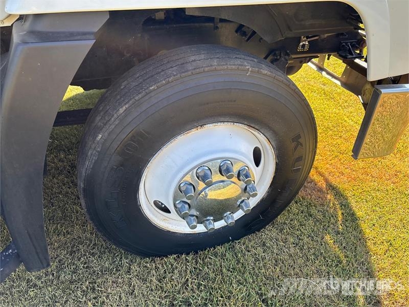 Mack CH613 曳引機組件