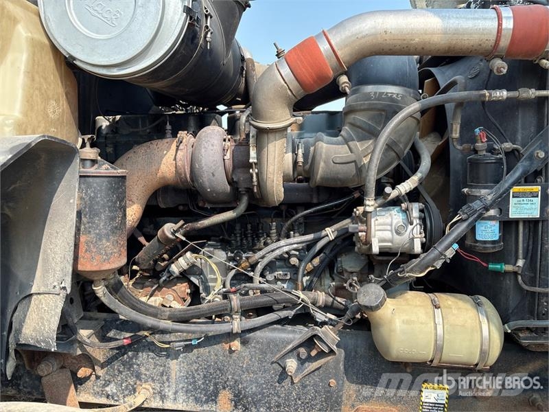 Mack CH613 Tractor Units