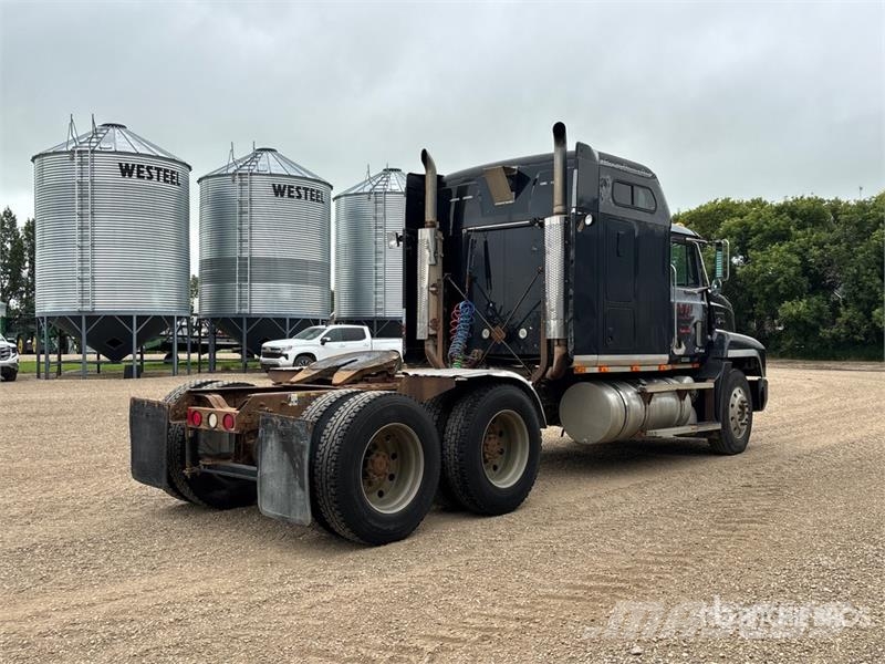 Mack CH613 Sattelzugmaschinen