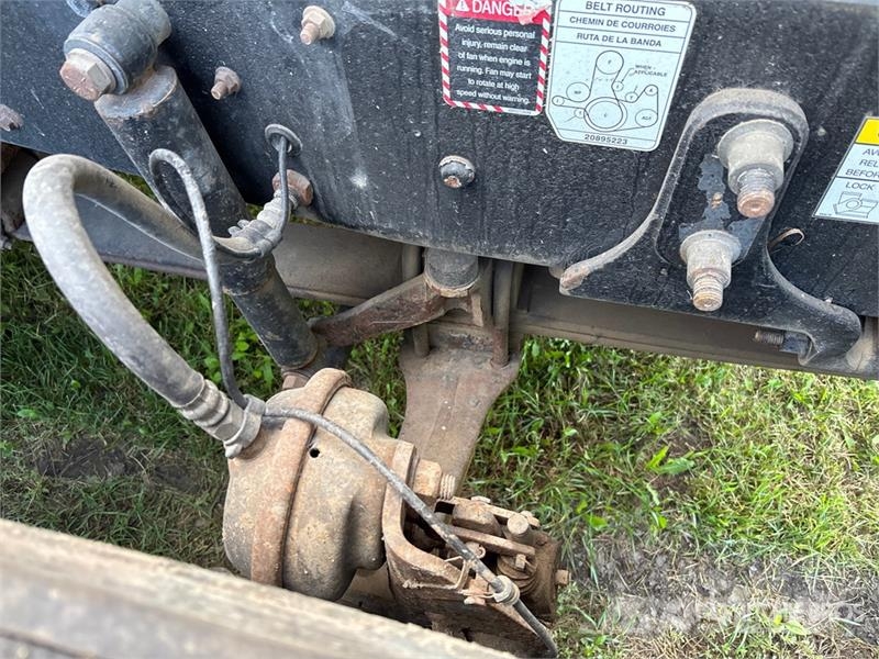 Mack CHU613 Autotractoare