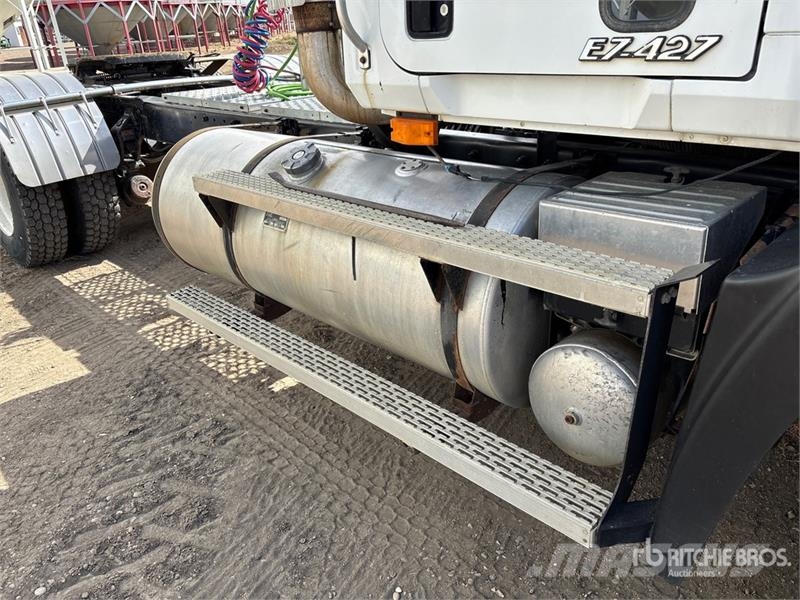 Mack CL613 Autotractoare