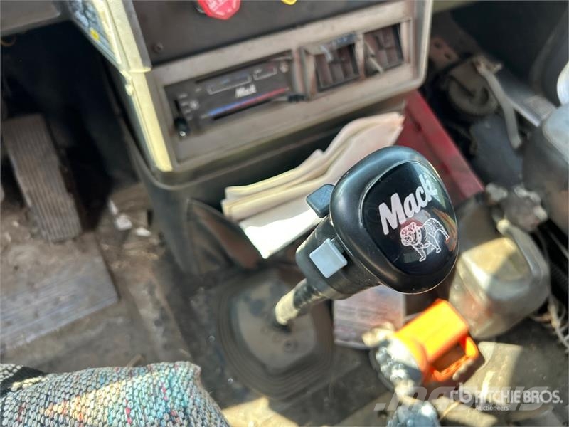 Mack CL613 6x4 T/A Dump Truck Φορτηγά Ανατροπή