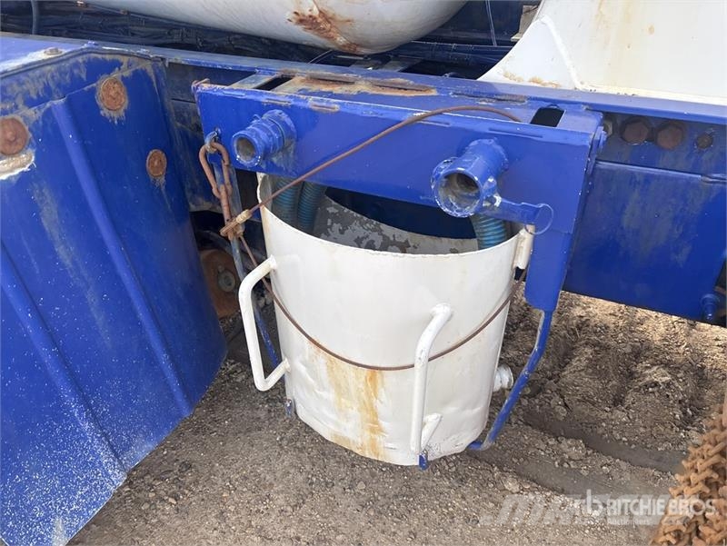 Mack CTP 8x4 Mixer Truck Betonvedēji