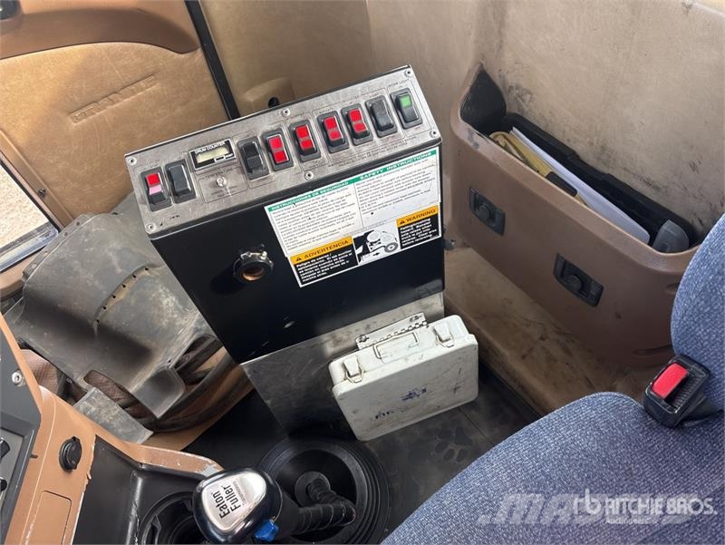 Mack CTP 8x4 Mixer Truck Betonvedēji
