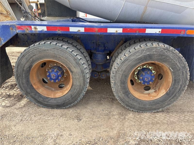 Mack CTP 8x4 Mixer Truck Betonvedēji