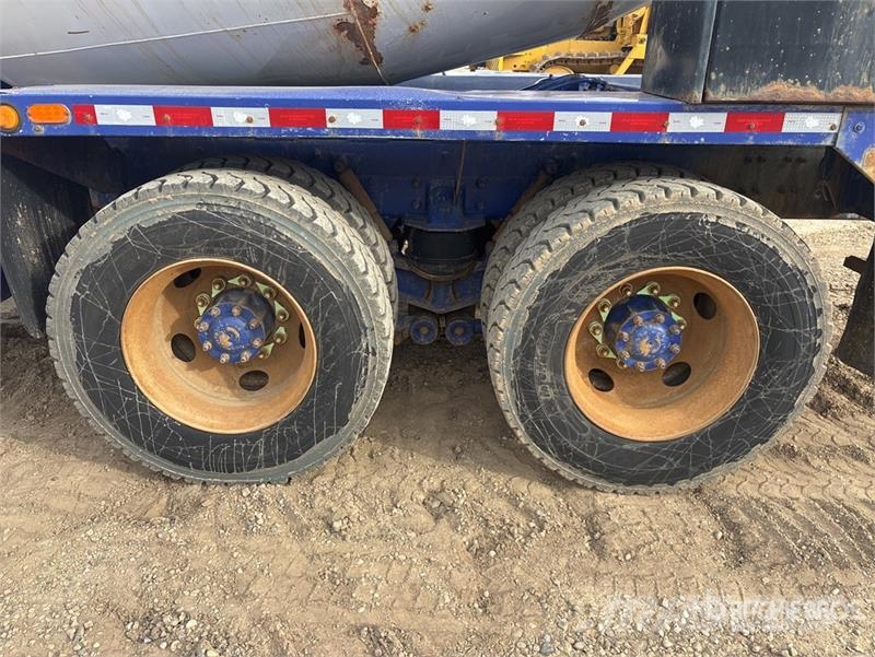 Mack CTP 8x4 Mixer Truck Betonvedēji