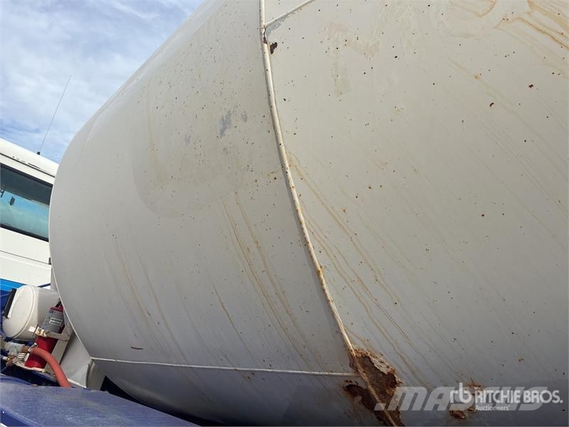 Mack CTP 8x4 Mixer Truck Betonvedēji