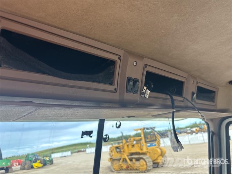 Mack CTP 8x4 Mixer Truck Betonvedēji
