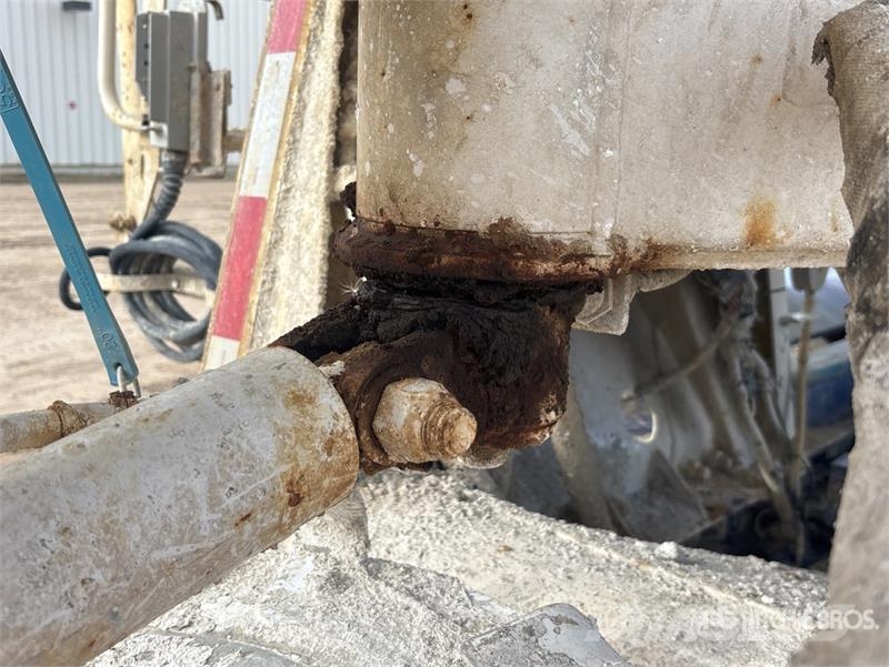 Mack CTP 8x4 Mixer Truck Betonvedēji
