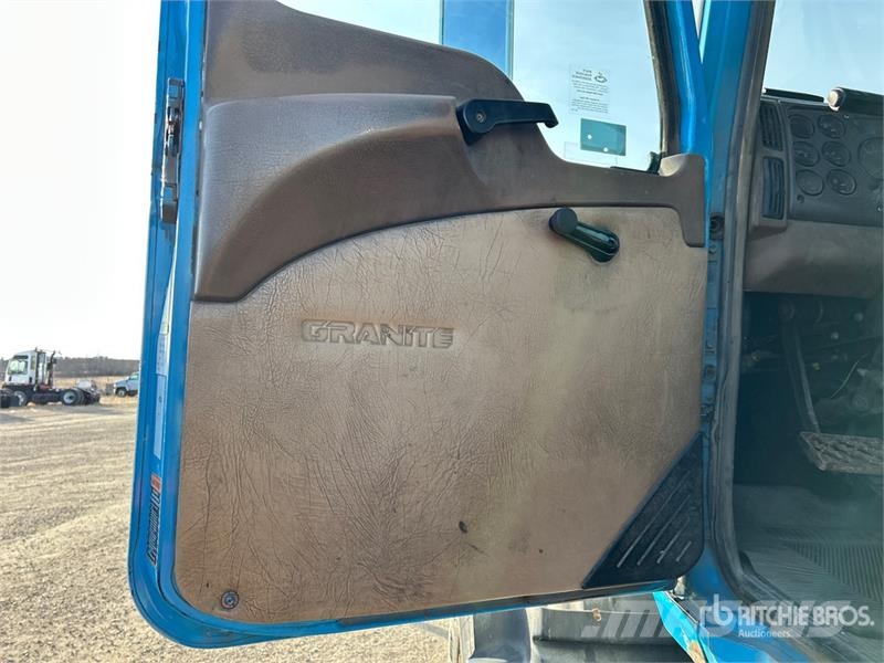 Mack CV713 Komunalni tovornjaki