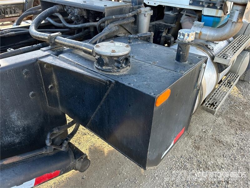 Mack CV713 Komunalni tovornjaki