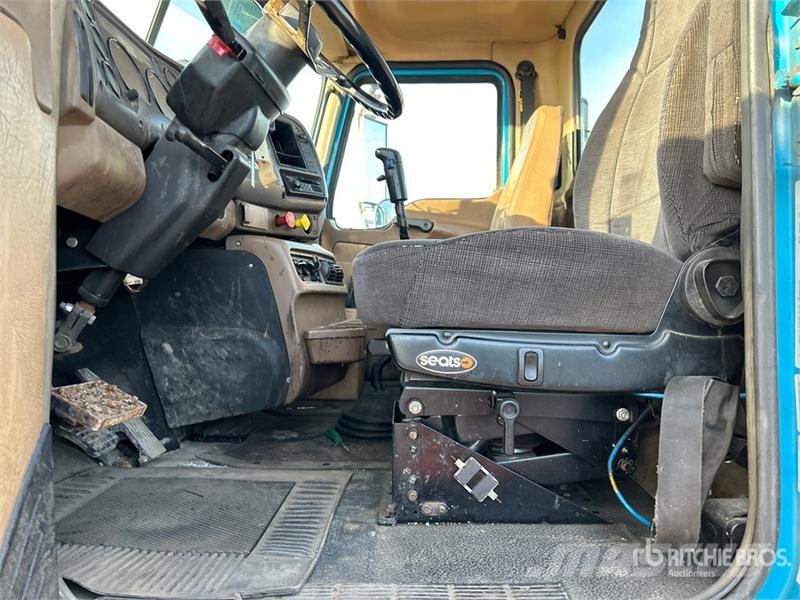 Mack CV713 Komunalni tovornjaki