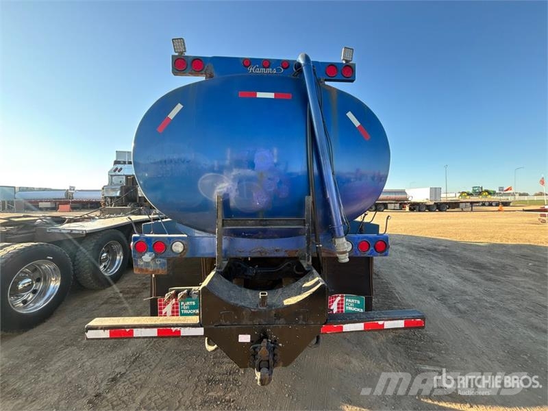 Mack CV713 Water tankwagens