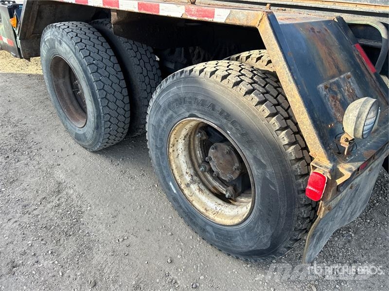 Mack CV713 Komunalni tovornjaki