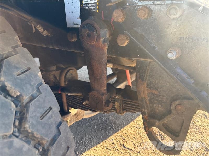 Mack CV713 Water tankwagens