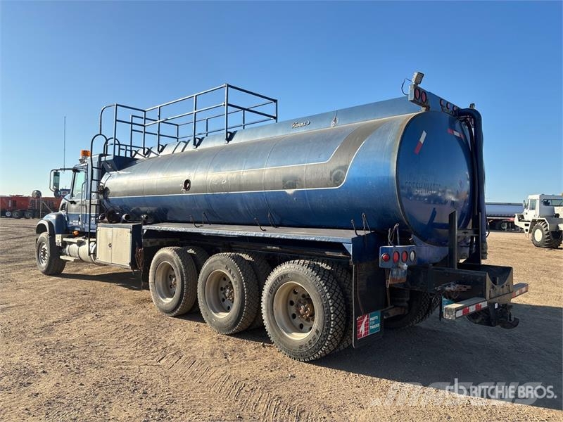 Mack CV713 Water tankwagens