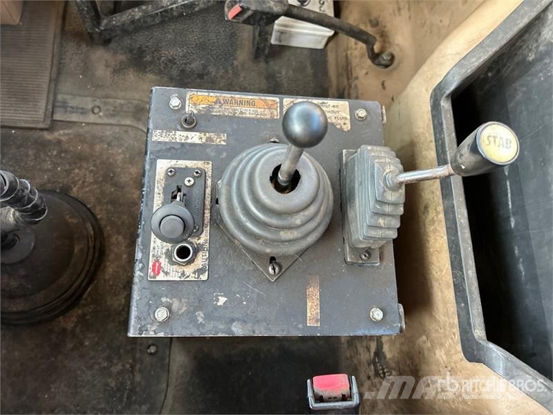 Mack CV713 Komunalni tovornjaki