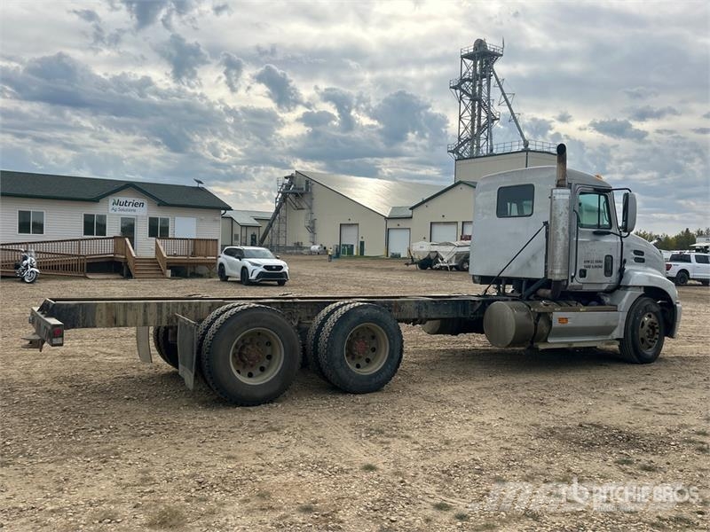 Mack CX613 6x4 Cab and Chassis Kabine i unutrašnjost