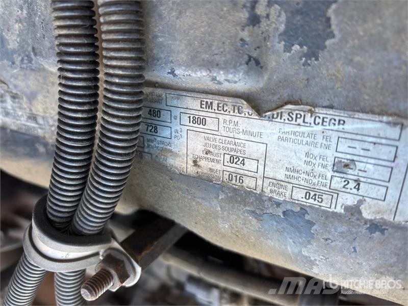 Mack CXN613 Тягачі