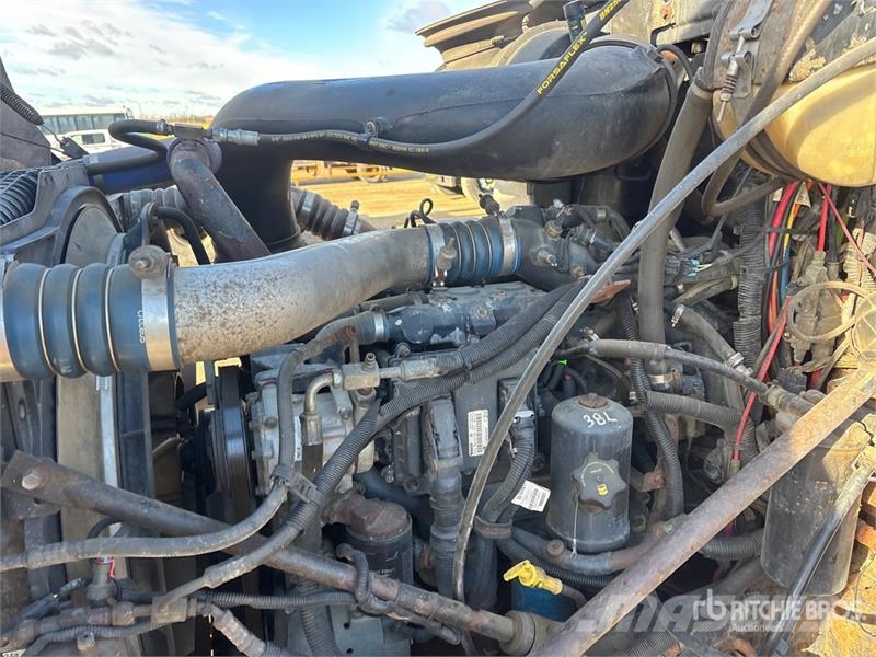Mack CXN613 Тягачі
