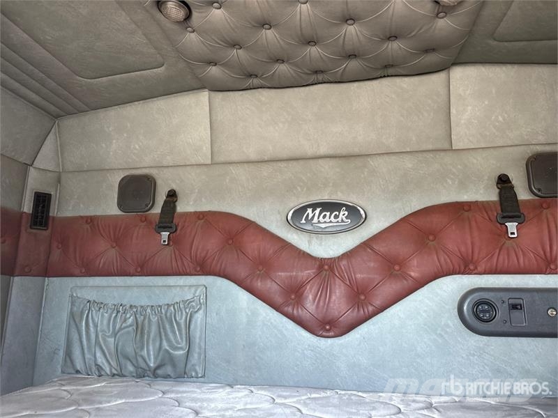 Mack CXU613 Motrici e Trattori Stradali