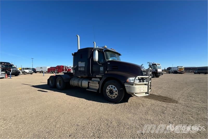 Mack CXU613 Motrici e Trattori Stradali