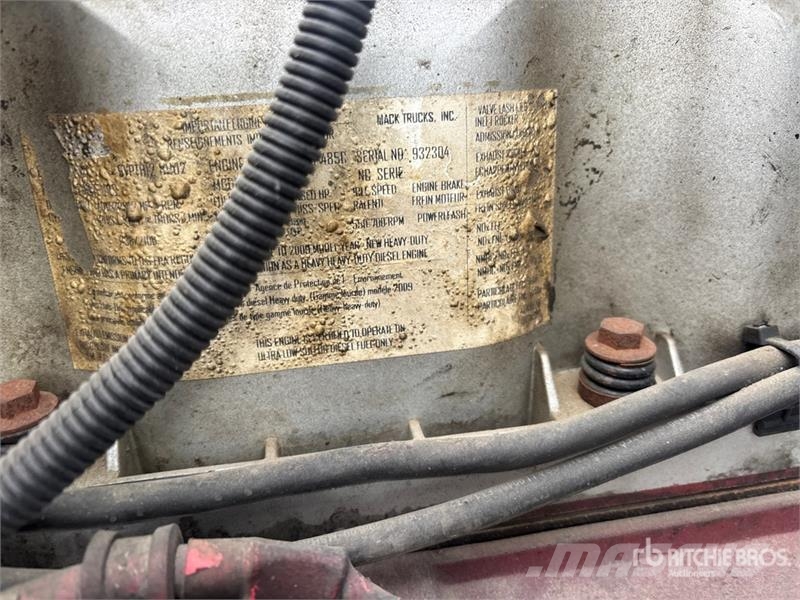 Mack CXU613 Nyergesvontatók