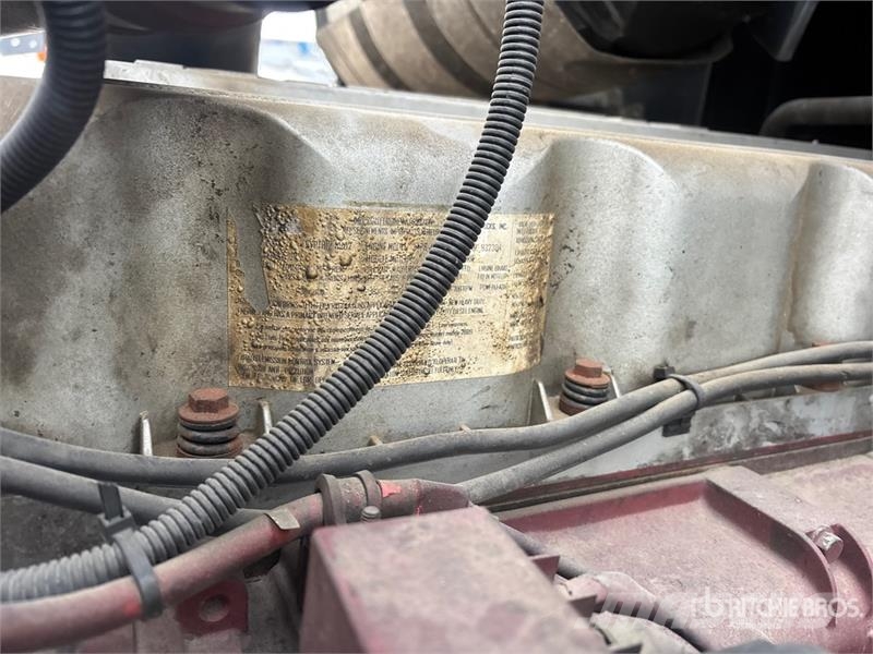 Mack CXU613 Nyergesvontatók