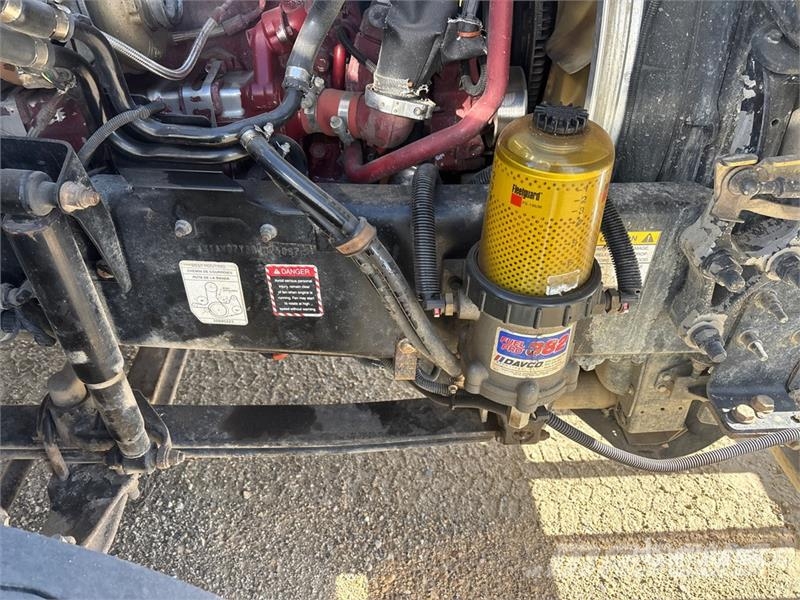 Mack CXU613 Autotractoare