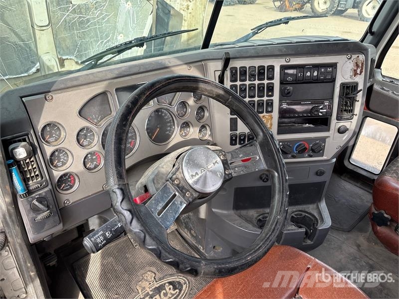 Mack CXU613 Ciągniki siodłowe