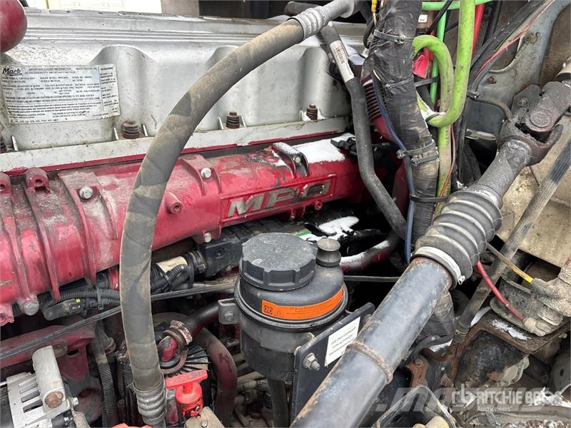 Mack CXU613 Çekiciler