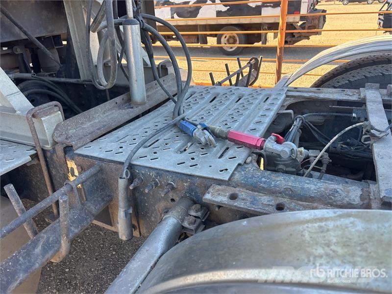 Mack CXU613 Motrici e Trattori Stradali