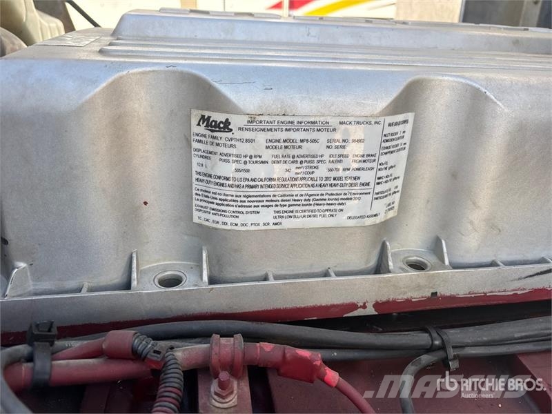 Mack CXU613 Autotractoare