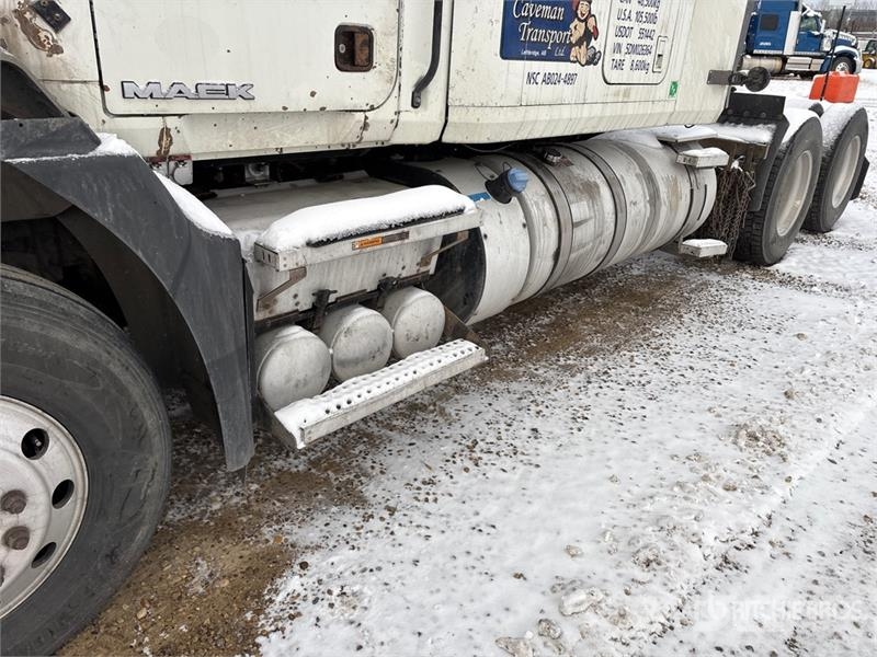 Mack CXU613 Çekiciler