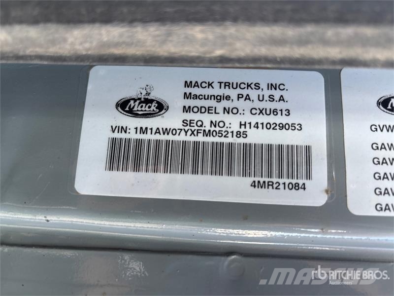 Mack CXU613 Тягачі