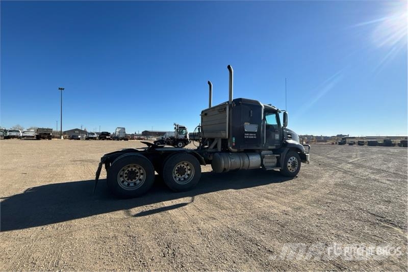 Mack CXU613 Motrici e Trattori Stradali