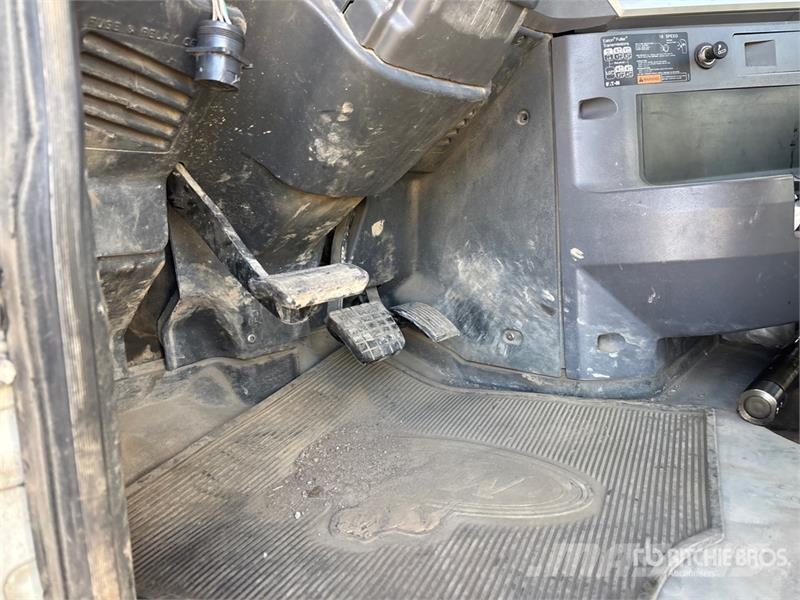 Mack CXU613 Autotractoare