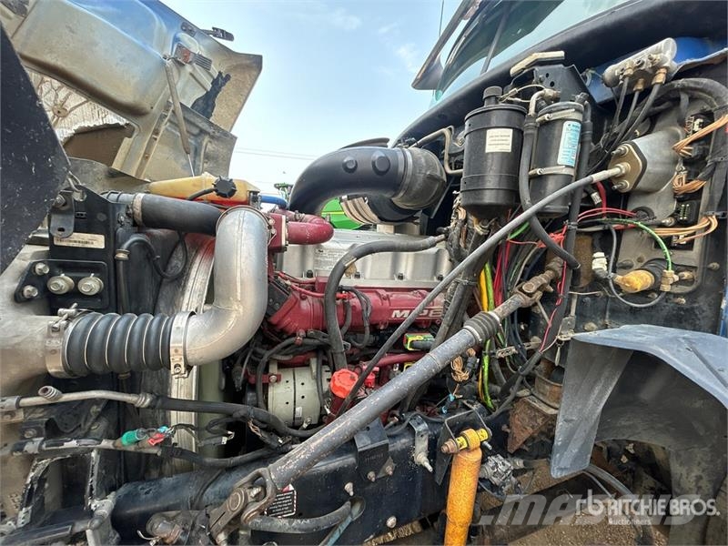 Mack CXU613 曳引機組件