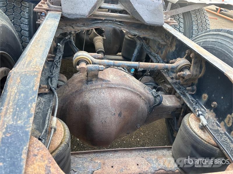 Mack CXU613 Nyergesvontatók