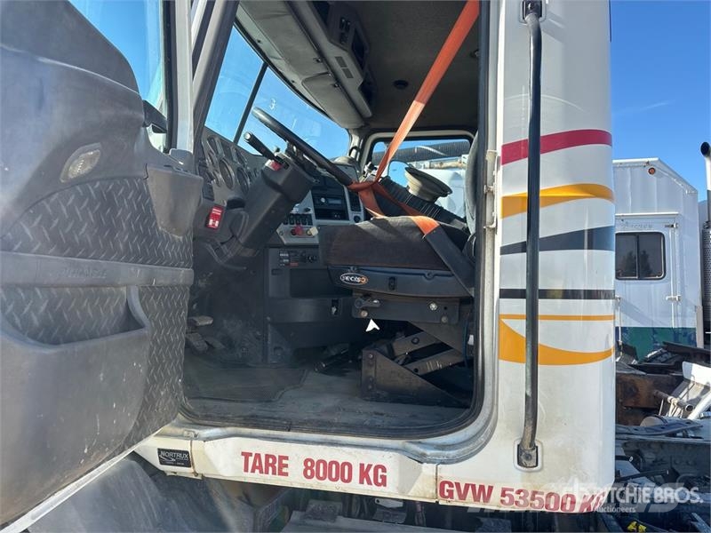 Mack CXU613 Autotractoare